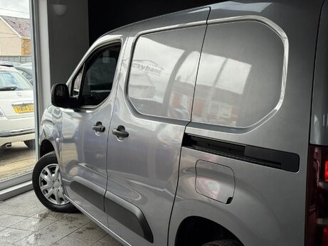 Vauxhall Combo 1.6 Turbo D 2000 Edition L1 H1 Euro 6 (s/s) 4dr 3