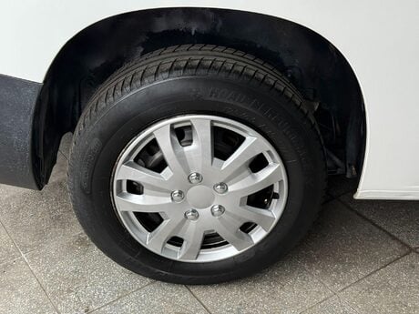 Vauxhall Combo 1.5 Turbo D 2000 Edition L1 H1 Euro 6 4dr 3