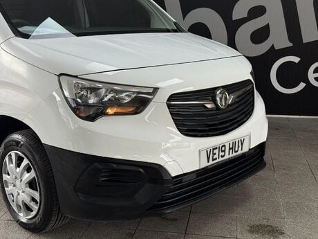 Vauxhall Combo 1.5 Turbo D 2000 Edition L1 H1 Euro 6 4dr 6