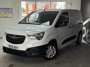 Vauxhall Combo 1.5 Turbo D 2000 Edition L1 H1 Euro 6 4dr 8