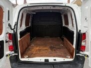 Vauxhall Combo 1.5 Turbo D 2000 Edition L1 H1 Euro 6 4dr 28