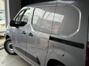 Vauxhall Combo 1.6 Turbo D 2000 Edition L1 H1 Euro 6 (s/s) 4dr 17