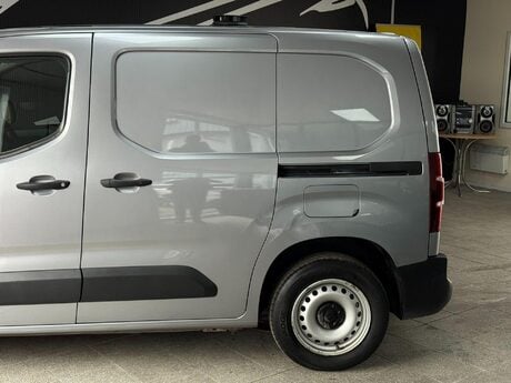 Vauxhall Combo 1.6 Turbo D 2000 Edition L1 H1 Euro 6 (s/s) 4dr 18