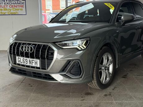 Audi Q3 2.0 TDI 35 S line S Tronic Euro 6 (s/s) 5dr 9