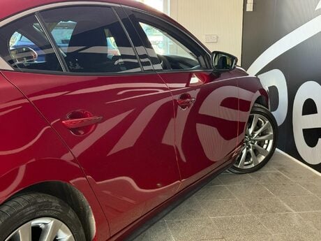 Mazda 3 2.0 e-SKYACTIV-X MHEV Sport Lux Auto Euro 6 (s/s) 4dr 12