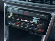Volkswagen T-Cross 1.0 TSI SEL Euro 6 (s/s) 5dr 35