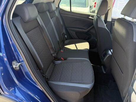 Volkswagen T-Cross 1.0 TSI SEL Euro 6 (s/s) 5dr 37