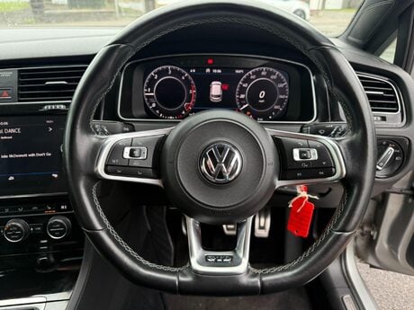 Volkswagen Golf 2.0 TDI GTD Euro 6 (s/s) 5dr 22