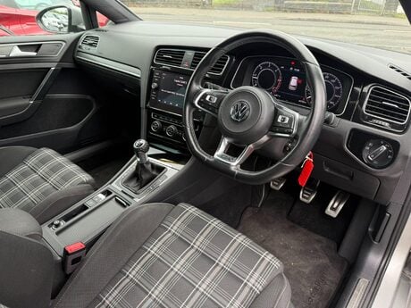 Volkswagen Golf 2.0 TDI GTD Euro 6 (s/s) 5dr 18