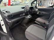 Vauxhall Combo 1.5 Turbo D 2300 Edition Auto L2 H1 Euro 6 (s/s) 4dr 27