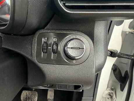 Vauxhall Combo 1.5 Turbo D 2300 Edition Auto L2 H1 Euro 6 (s/s) 4dr 13