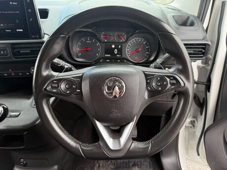 Vauxhall Combo 1.5 Turbo D 2300 Edition Auto L2 H1 Euro 6 (s/s) 4dr 37