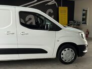 Vauxhall Combo 1.5 Turbo D 2300 Edition Auto L2 H1 Euro 6 (s/s) 4dr 9
