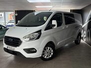 Ford Transit Custom 2.0 300 EcoBlue Limited Crew Van L2 H1 Euro 6 (s/s) 5dr 9