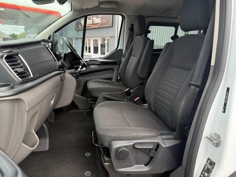 Ford Transit Custom 2.0 300 EcoBlue Limited Crew Van L2 H1 Euro 6 (s/s) 5dr 40