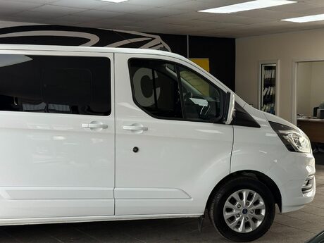 Ford Transit Custom 2.0 300 EcoBlue Limited Crew Van L2 H1 Euro 6 (s/s) 5dr 4