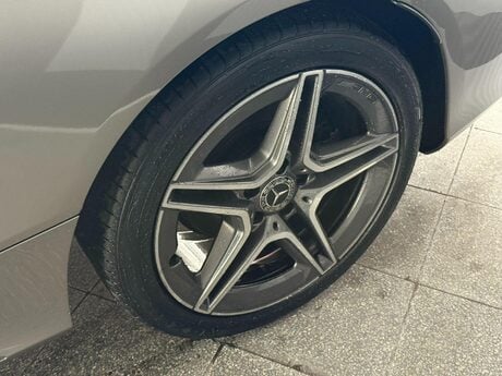 Mercedes-Benz C Class 2.0 C220d AMG Line (Premium) G-Tronic+ Euro 6 (s/s) 2dr 11