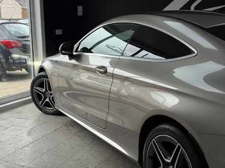 Mercedes-Benz C Class 2.0 C220d AMG Line (Premium) G-Tronic+ Euro 6 (s/s) 2dr 20