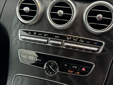 Mercedes-Benz C Class 2.0 C220d AMG Line (Premium) G-Tronic+ Euro 6 (s/s) 2dr 40
