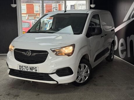 Vauxhall Combo 1.6 Turbo D 2300 Sportive L1 H1 Euro 6 (s/s) 4dr 4