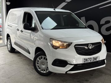 Vauxhall Combo 1.5 Turbo D 2300 Sportive L2 H1 Euro 6 (s/s) 4dr