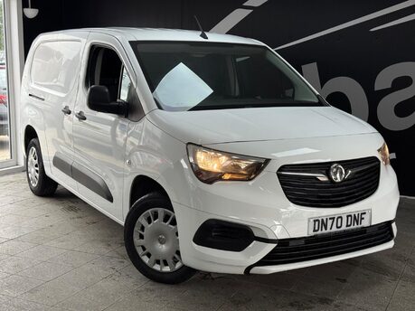Vauxhall Combo 1.5 Turbo D 2300 Sportive L2 H1 Euro 6 (s/s) 4dr