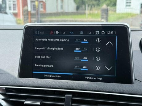 Peugeot 5008 1.5 BlueHDi Allure Euro 6 (s/s) 5dr 33