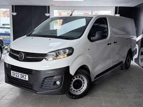 Vauxhall Vivaro 1.5 Turbo D 2900 Dynamic L2 H1 Euro 6 (s/s) 6dr 8