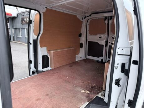 Vauxhall Vivaro 1.5 Turbo D 2900 Dynamic L2 H1 Euro 6 (s/s) 6dr 36
