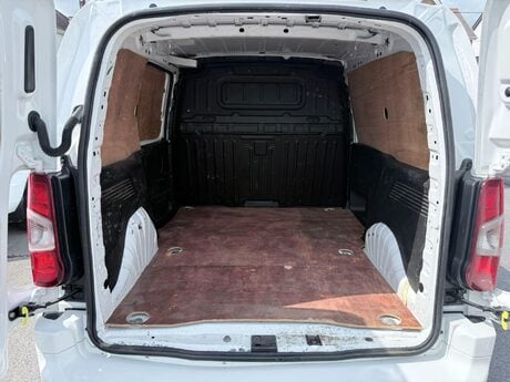 Vauxhall Combo 1.6 Turbo D 2300 Sportive L1 H1 Euro 6 (s/s) 4dr 32
