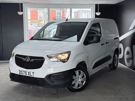 Vauxhall Combo 1.6 Turbo D 2300 Sportive L1 H1 Euro 6 (s/s) 4dr 8