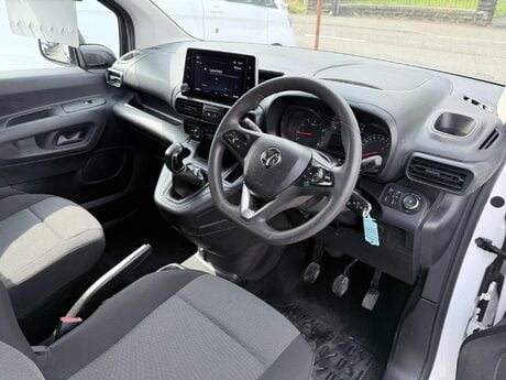 Vauxhall Combo 1.6 Turbo D 2300 Sportive L1 H1 Euro 6 (s/s) 4dr 19