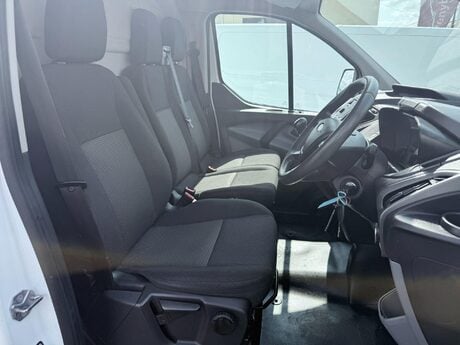 Ford Transit Custom 2.0 TDCi 290 L1 H1 5dr 19