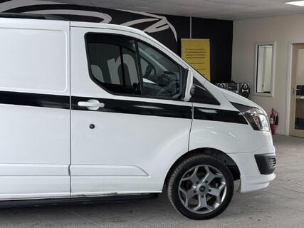 Ford Transit Custom 2.0 TDCi 290 L1 H1 5dr
