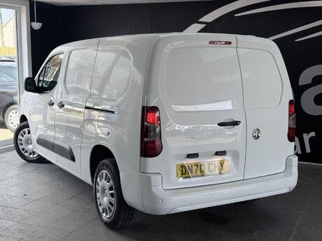 Vauxhall Combo 1.5 Turbo D 2300 Sportive L2 H1 Euro 6 (s/s) 4dr 1