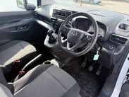 Vauxhall Combo 1.5 Turbo D 2300 Sportive L2 H1 Euro 6 (s/s) 4dr 18