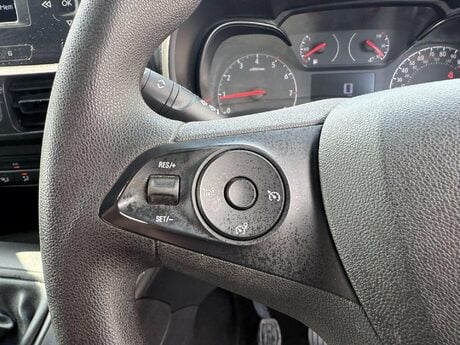 Vauxhall Combo 1.5 Turbo D 2300 Sportive L2 H1 Euro 6 (s/s) 4dr 23