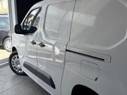 Vauxhall Combo 1.5 Turbo D 2300 Sportive L2 H1 Euro 6 (s/s) 4dr 15