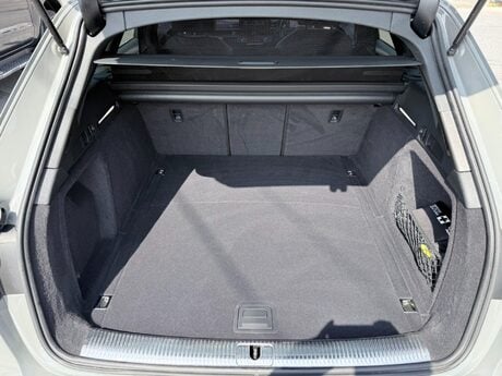 Audi A4 2.0 TDI 40 Black Edition S Tronic quattro Euro 6 (s/s) 5dr 47