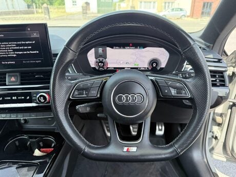 Audi A4 2.0 TDI 40 Black Edition S Tronic quattro Euro 6 (s/s) 5dr 32