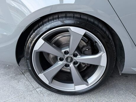 Audi A4 2.0 TDI 40 Black Edition S Tronic quattro Euro 6 (s/s) 5dr 4