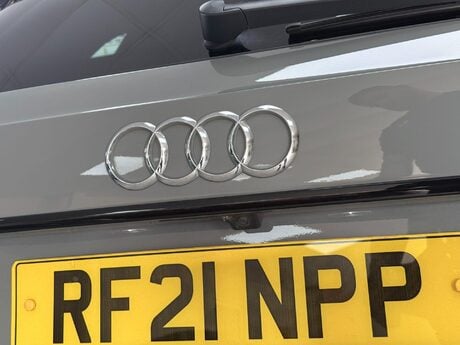 Audi A4 2.0 TDI 40 Black Edition S Tronic quattro Euro 6 (s/s) 5dr 20