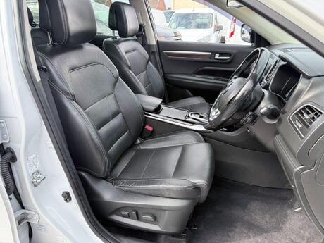 Renault Koleos 2.0 dCi Signature Nav X-Trn A7 4WD Euro 6 (s/s) 5dr 24