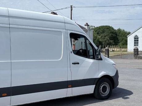Mercedes-Benz Sprinter 2.1 314 CDI RWD L2 H2 Euro 6 5dr 9