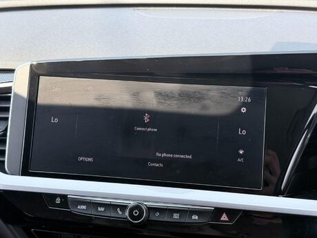 Vauxhall Grandland 1.6 13.2kWh GS Line Auto Euro 6 (s/s) 5dr 29