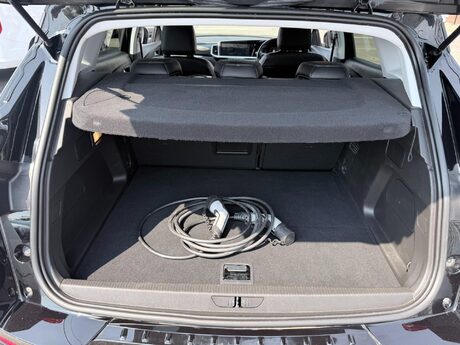 Vauxhall Grandland 1.6 13.2kWh GS Line Auto Euro 6 (s/s) 5dr 37