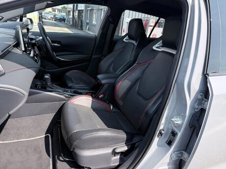 Toyota Corolla 2.0 VVT-h Excel Touring Sports CVT Euro 6 (s/s) 5dr 45