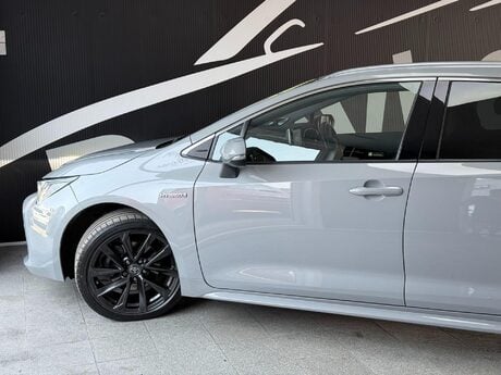 Toyota Corolla 2.0 VVT-h Excel Touring Sports CVT Euro 6 (s/s) 5dr 19