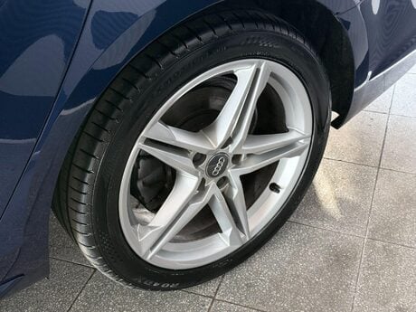 Audi A4 2.0 TDI S line S Tronic quattro Euro 6 (s/s) 5dr 11