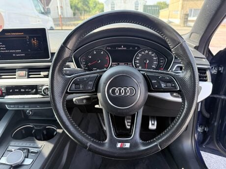 Audi A4 2.0 TDI S line S Tronic quattro Euro 6 (s/s) 5dr 26